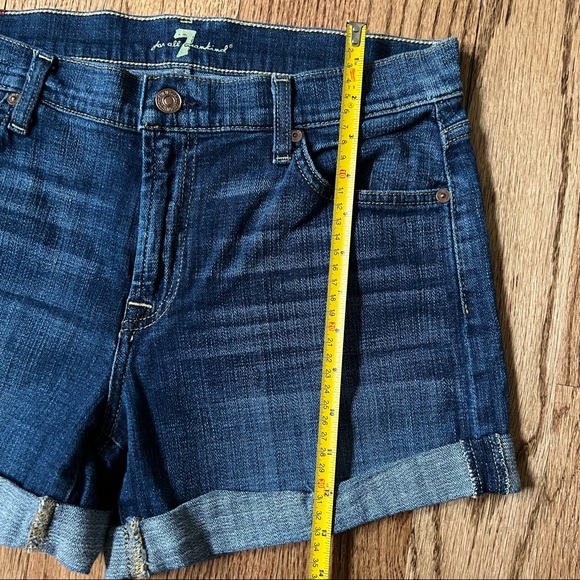 EUC 7 For All Mankind Roll Up Denim shorts - Picture 9 of 16
